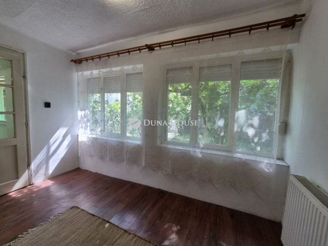 Eladó családi ház, Kalocsán 25.5 M Ft, 2 szobás