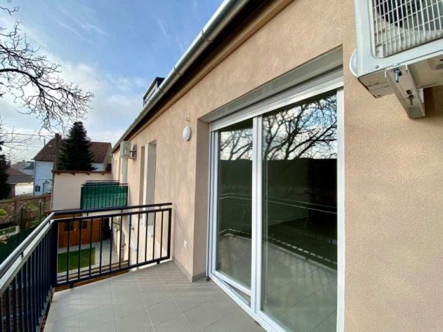 Eladó téglalakás, Sárváron 77.8 M Ft, 3 szobás