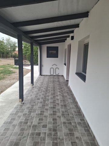 Eladó családi ház, Farmoson 38 M Ft, 3 szobás