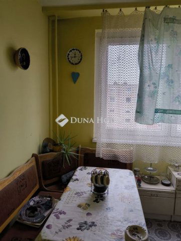 Eladó panellakás, XIX. kerületben, Nagysándor József utcában