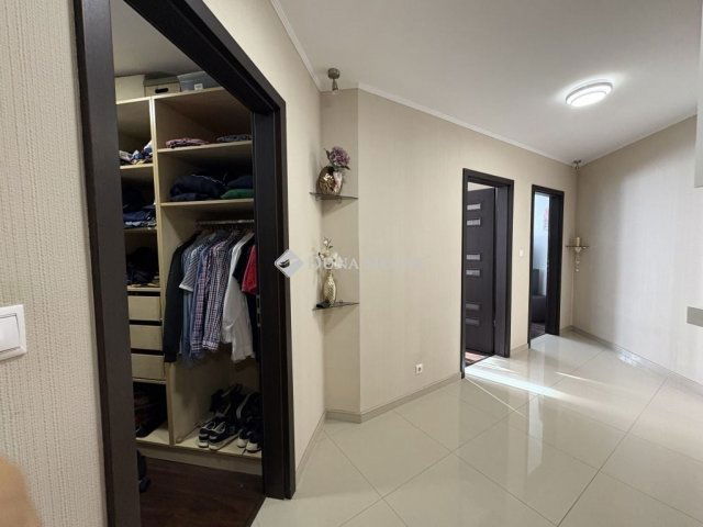 Eladó téglalakás, Székesfehérvárott 104.9 M Ft, 3 szobás