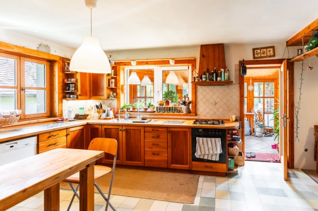 Eladó családi ház, Bodajkon 129 M Ft, 5 szobás