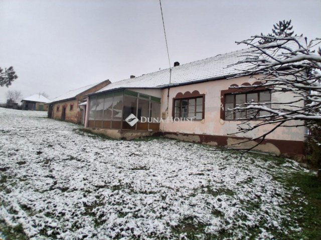 Eladó családi ház, Kapolyon 22.9 M Ft, 3 szobás