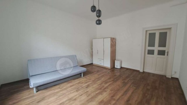 Kiadó téglalakás, albérlet, VII. kerületben, Dembinszky utcában