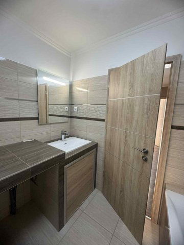 Eladó téglalakás, Mosonmagyaróváron 72.9 M Ft, 2 szobás