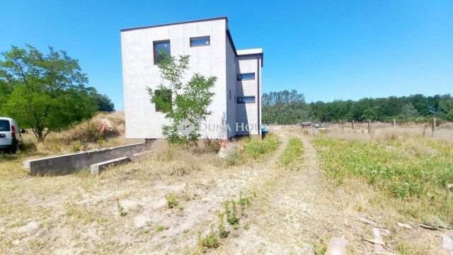 Eladó családi ház, Ballószögön 99.5 M Ft, 5 szobás