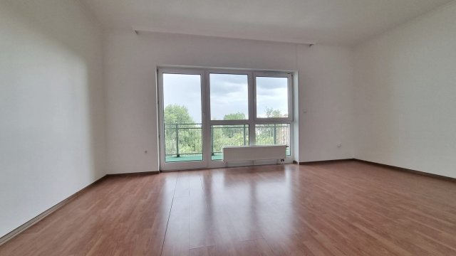 Eladó téglalakás, Nyíregyházán 57.5 M Ft, 3 szobás