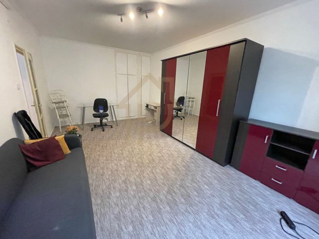 Kiadó téglalakás, albérlet, Debrecenben 290 E Ft / hó