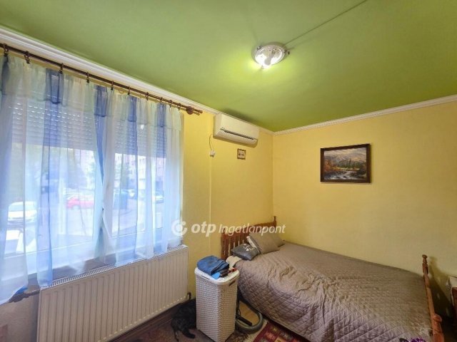 Eladó panellakás, Budapesten, XX. kerületben 64.9 M Ft, 3 szobás
