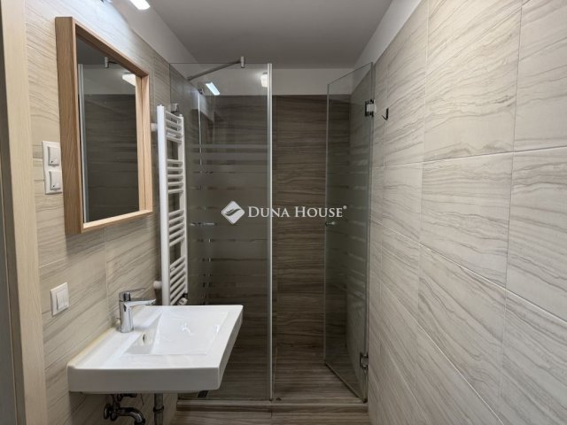 Kiadó téglalakás, albérlet, Budapesten, IX. kerületben