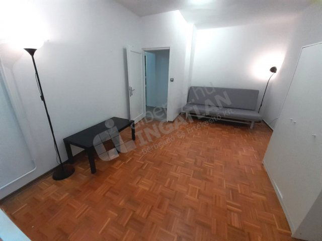 Eladó téglalakás, Kecskeméten, Gőzhajó utcában 49.9 M Ft