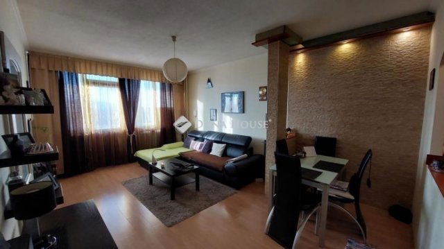 Eladó téglalakás, Budapesten, XV. kerületben 69.5 M Ft, 2 szobás