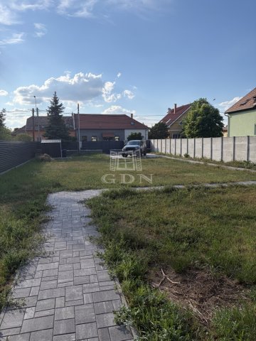 Eladó telek, Budapesten, XVIII. kerületben 79 M Ft