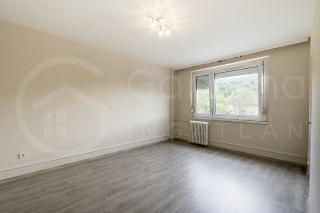 Kiadó panellakás, albérlet, Miskolcon 125 E Ft / hó, 1+1 szobás