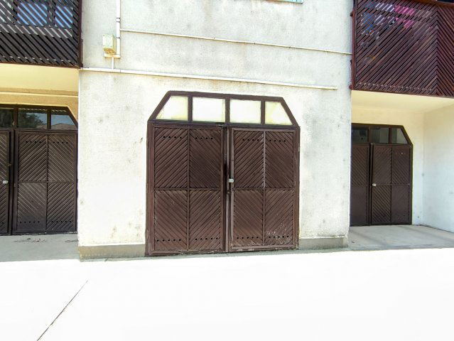 Eladó téglalakás, Füzesgyarmaton 36.4 M Ft, 3+2 szobás