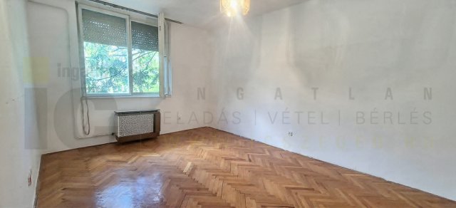 Eladó téglalakás, Szegeden, Barátság utcában 33 M Ft