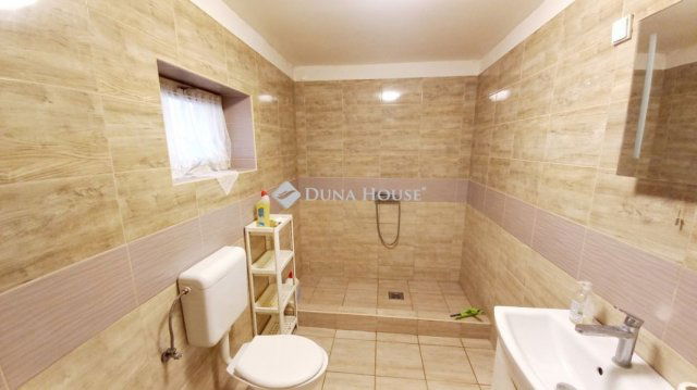 Eladó családi ház, Nagykőrösön 33 M Ft, 3 szobás