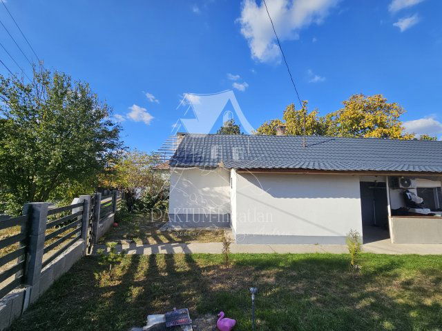 Eladó családi ház, Tiszaföldváron 17.5 M Ft, 2 szobás