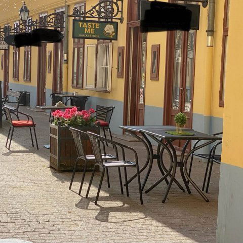 Eladó üzlethelyiség, Debrecenben, Piac utcában 3.9 M Ft