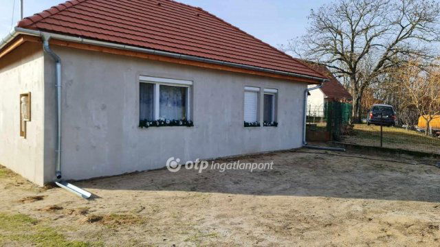Eladó családi ház, Vajtán 55 M Ft, 2+2 szobás