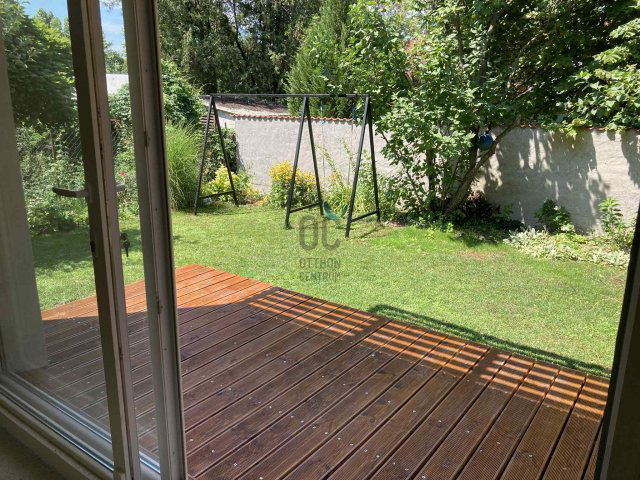 Eladó ikerház, Balatonvilágoson 39.9 M Ft, 2 szobás