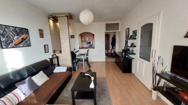 Eladó téglalakás, Budapesten, XV. kerületben 69.5 M Ft, 2 szobás