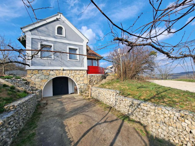 Eladó családi ház, Zalacsányon 88.99 M Ft, 2 szobás