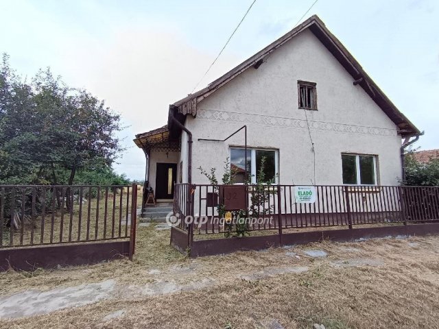 Eladó családi ház, Körösladányban 9.5 M Ft, 2+1 szobás