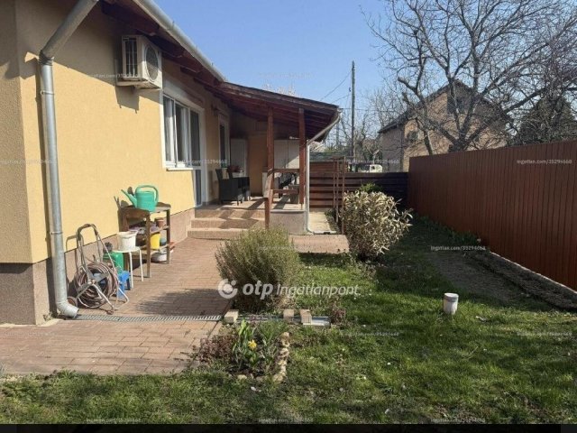 Eladó ikerház, Halásztelken 115.9 M Ft, 3+1 szobás