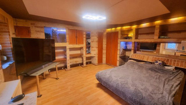 Eladó családi ház, Szegeden 39.9 M Ft, 1 szobás