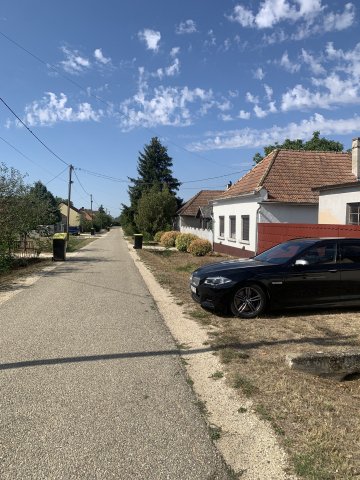 Eladó családi ház, Csikvándon 24.99 M Ft, 2 szobás