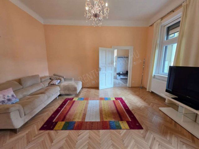 Kiadó téglalakás, albérlet, VII. kerületben, Rákóczi úton