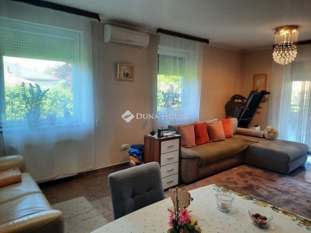 Eladó ikerház, Maglódon 145 M Ft, 3 szobás