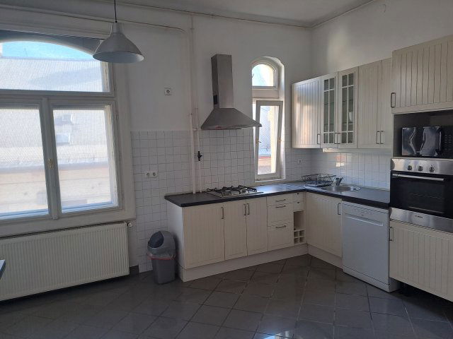 Eladó téglalakás, Budapesten, II. kerületben 93 M Ft, 2 szobás