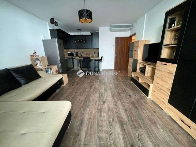 Eladó téglalakás, Budapesten, XIII. kerületben 99 M Ft, 2 szobás