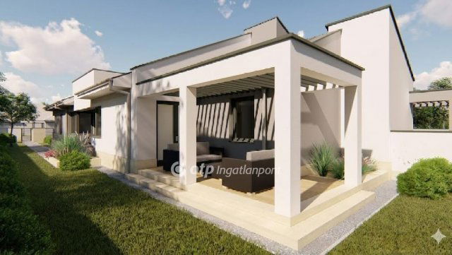 Eladó nyaraló, Nyíregyházán 99.99 M Ft, 4 szobás