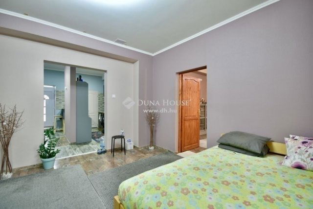 Eladó családi ház, Budapesten, X. kerületben 129.9 M Ft