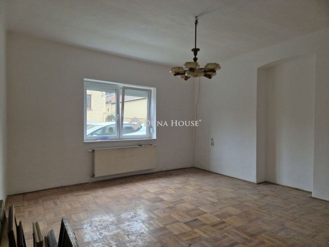Eladó családi ház, Ürömön 76.9 M Ft, 3 szobás