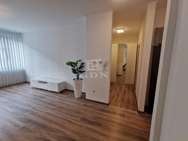 Kiadó téglalakás, albérlet, Biatorbágyon 330 E Ft / hó