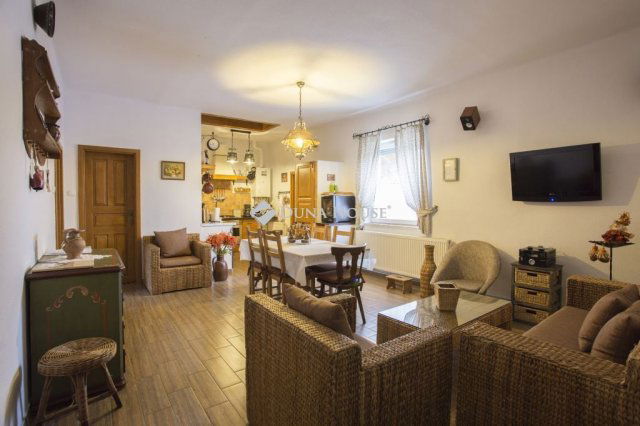 Eladó családi ház, Bakonyszentlászlón 99 M Ft, 5 szobás