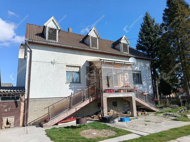 Eladó családi ház, Böhönyén 39.9 M Ft, 3 szobás