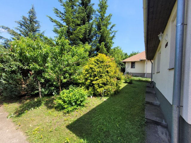 Eladó családi ház, Isaszegen 52.9 M Ft, 3 szobás