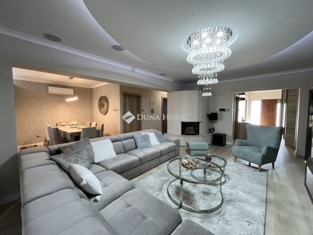 Eladó családi ház, Nyíregyházán 275 M Ft, 4 szobás