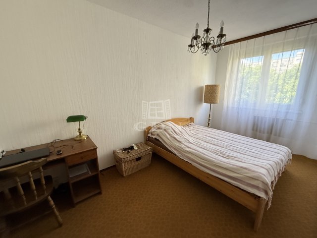 Eladó panellakás, Kecskeméten 47.9 M Ft, 2 szobás