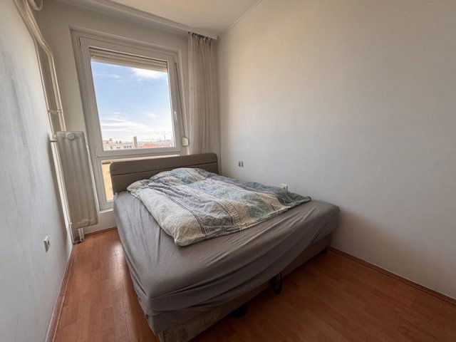 Eladó panellakás, Pécsett, Endre utcában 49.9 M Ft, 1+1 szobás