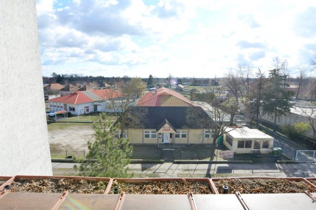 Eladó téglalakás, Kecskeméten 48 M Ft, 2 szobás