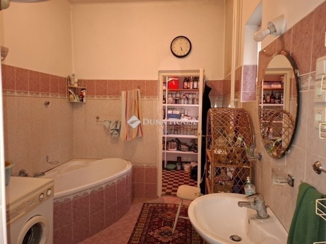 Eladó családi ház, Budapesten, XVII. kerületben 107 M Ft