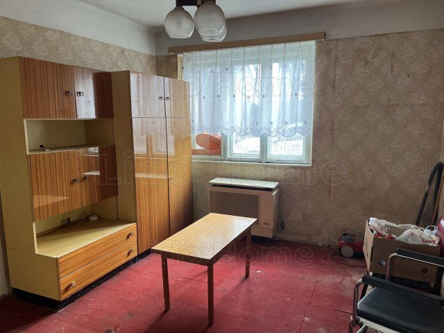 Eladó családi ház, Koroncón 39 M Ft, 2 szobás