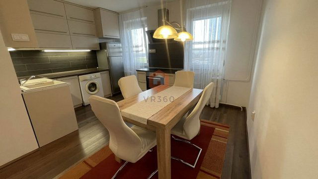 Eladó panellakás, Pécsett, Malomvölgyi úton 53 M Ft, 2 szobás