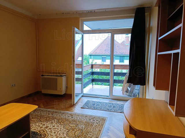 Eladó téglalakás, Siófokon 62 M Ft, 2 szobás